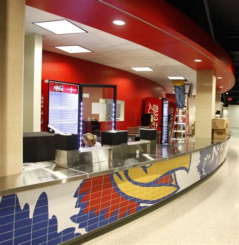 Allen fieldhouse concessions. Parking in yellow lots opens at 4 p.m., and parking in the Allen Fieldhouse Garage opens at 5 p.m. Concessions will be made available on the first and second levels of Allen Fieldhouse. 