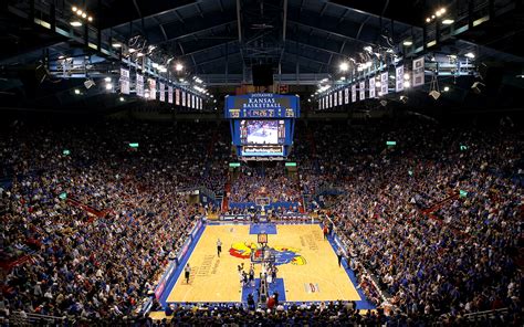 The speech was delivered at 1:30 PM in Phog Allen Fieldhouse before 20,000 people. The arena itself was over capacity; the school had only 16,000 enrolled students, and many sat on the basketball court, leaving only a minimal amount of open space around the lectern in the center. Shortly before the speech, .... 