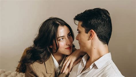 Allerd divorced singles