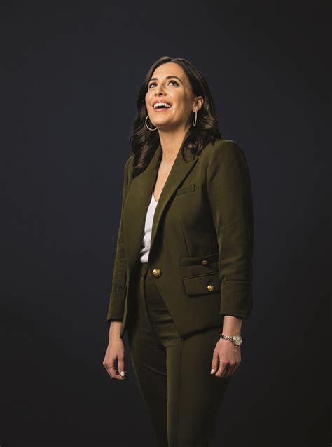 Hallie Jackson will succeed Kate Snow as the anchor of the Sunday edition of NBC Nightly News. Jackson will start in her new role on April 7. Snow stepped down as anchor of the broadcast last .... 