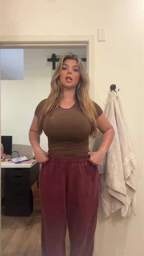 Allieeelyn Onlyfans Porn