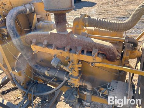 Allis chalmers 262 diesel engine. .  ...