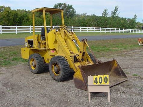 Ground Clearance. 1 ft (0 m) Height - Top of Cab. 11 ft (3 m) 
