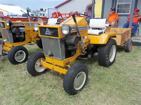 The Allis Chalmers B-110 is a 2WD lawn and garden tractor, manufactured by Allis Chalmers in Lexington, South Carolina, USA from 1968 to 1970.. 