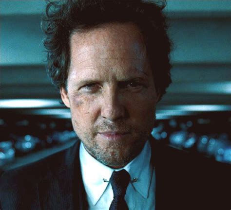 Dean Winters, a veteran TV and Film actor, has been charming audiences for years in Allstate commercials. Here are some fascinating details about the man behind the Mayhem. Early on, Winters had a .... 