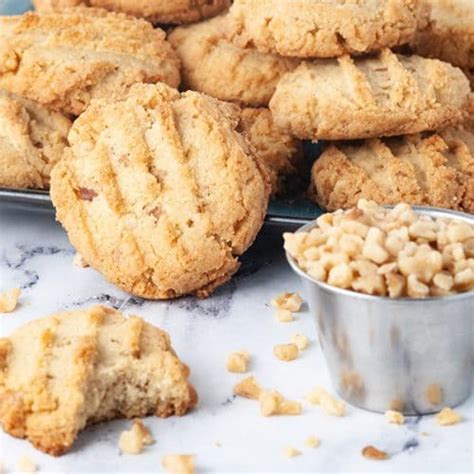 Almond flour cookies with walnuts (diabetic and …