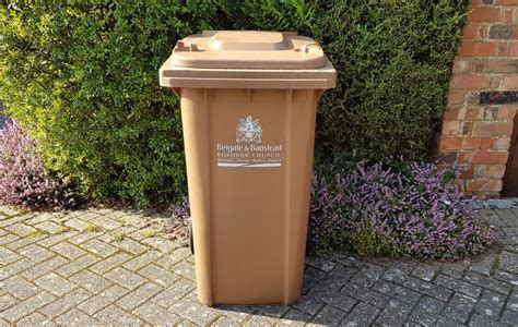 Almost 1,000 tonnes of waste from Reigate and Banstead households r…