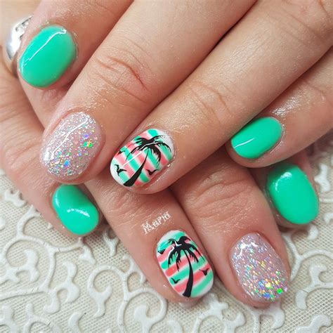 Start your review of Happy Nails & Spa-Tomball.