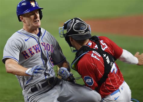 Alonso’s RBI double sparks Mets in 6-2 win over Marlins
