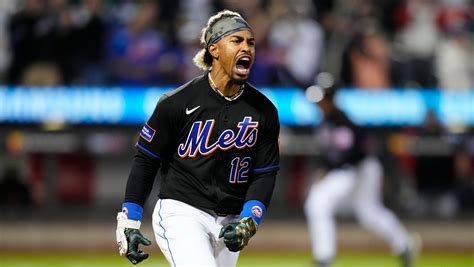Alonso hits grand slam, Lindor wins it in 10th, Mets beat Guardians 10-9