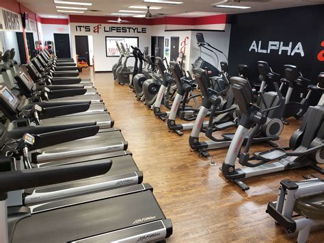 Alpha gym. Alpha Company Gym. Alpha Company Gym, established in January 2015, is a local gym in Anderson, MO. Owner, Eric Corcoran is an Army Veteran and currently rates as one of the Nation's Top recruiters for the Missouri National Guard. Together he and his family operate the gym so that others may achieve their personal health goals. 