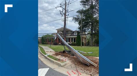 The power outage is affecting nearly 500 Georgia Power customers and stretches from Milton Avenue across Old Milton Parkway Outage link: https://outagemap.georgiapow. 