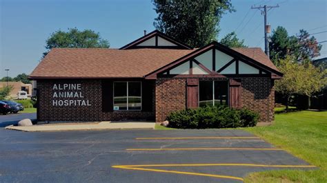 Alpine animal clinic. Sharon earned her degree in Veterinary Technology at the University of Minnesota, Waseca campus, in 1985. She started her career as a veterinary technician in Lewiston, Minnesota, at a large mixed animal practice focused mainly on dairy ambulatory medicine. She was then hired by Alpine Veterinary Hospital in … 