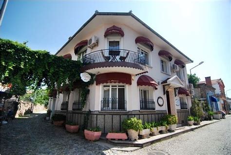 Altay Butik Otel Cunda Facebook. 