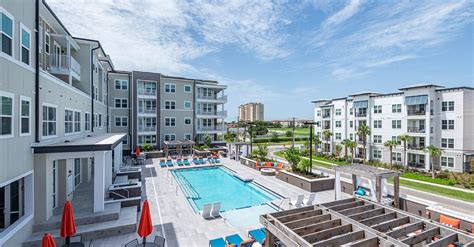 Alton westshore. Town Westshore offers 1-3 bedroom rentals starting at $1,915/month. Town Westshore is located at 5001 Bridge St, Tampa, FL 33611 in the Rattlesnake neighborhood. See 3 floorplans, review amenities, and request a tour of the building today. 