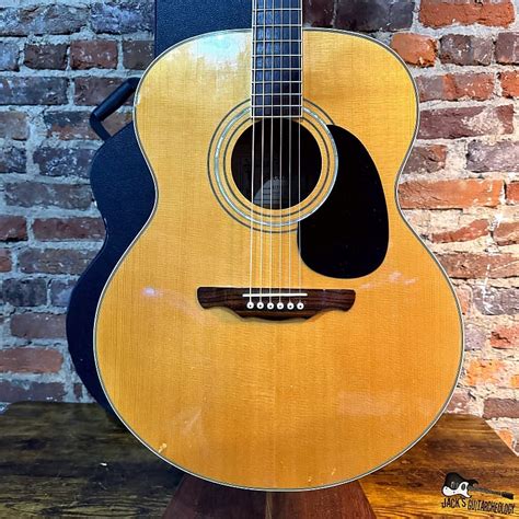 Alvarez acoustic guitar for sale. .  <a href=https://smartdine.celard.online/4...