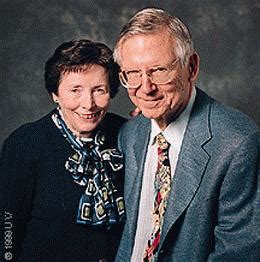 Alvord, Ellsworth C. Jr. (1923-2010) and Nancy Alvord (b. 1922)