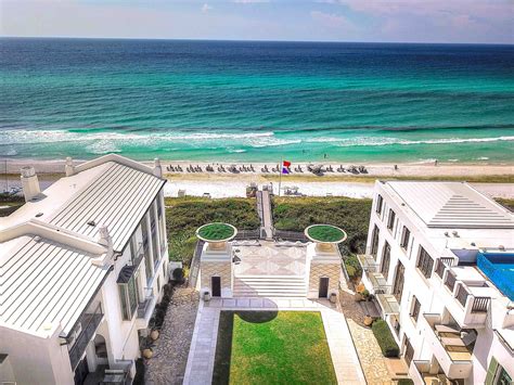Alys beach. Art and culture: Alys Beach has a vibrant art scene, with several galleries showcasing local artists' work. The town also hosts several cultural events throughout the year, such as the 30A Wine Festival, Digital Grafitti and the 30A Songwriters Festival. Dining and shopping: Alys Beach offers a variety of dining options, from … 