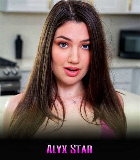 Alyx Star एक American actress और model हैं। इनका जन्म 1 April 1998 में Portland, Oregon, United States में हुआ था। Alyx अपने bubbly nature की वजह से अपने फैंस के बीच काफी फेमस हैं। आज हम Alyx Star Biography में इन्हीं की Early Life ...