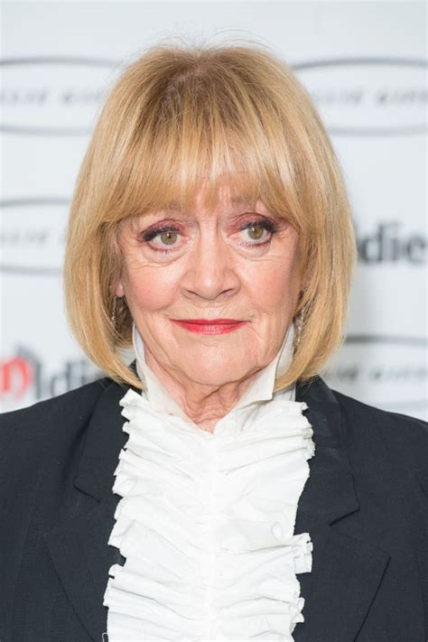Amanda Barrie