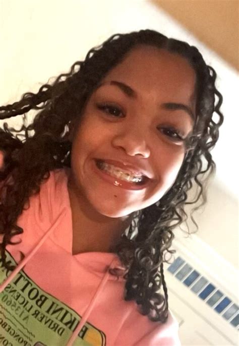 Amari crite obituary. MOMENCE, Ill. (Gray News) - A girls high school basketball player reportedly collapsed and died this week in Illinois. According to multiple reports, 14-year-old Amari Crite died on Thursday after ... 