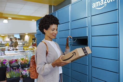 Amazoj hub. Amazon Locker provides you with a self-service delivery location to collect your Amazon.com packages. When your package arrives at the Locker, you receive a delivery confirmation email with instructions on picking up your package. The email includes the address and opening times for the Locker. To learn more about collecting your package, … 