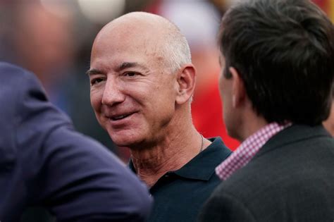 Amazon’s Jeff Bezos moving to Miami, leaving Seattle