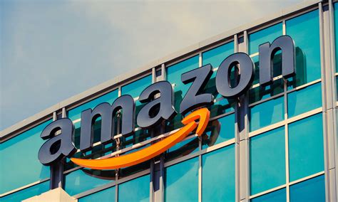 Amazon In Search of Crypto Executives, Says It