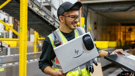 Amazon apprenticeship software engineer.  Many industry providers with opportunities i...