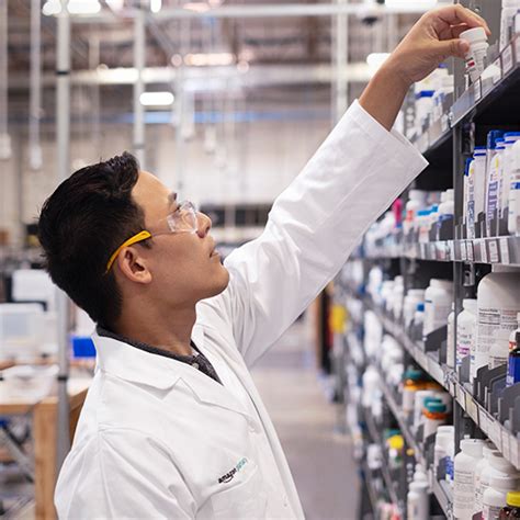 You must be licensed in the state of Arizona and willing to commute to our facility as needed.*. Schedule: Wednesday - Saturday 6:00pm-5:00am. Key job responsibilities. • Verify medication quality assurance for all packet and bulk dispenses. • Collaborate with other staff pharmacist to ensure all produced packet and bulk sets undergo a .... 