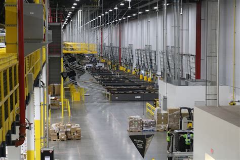 Amazon in jacksonville fl jobs. Things To Know About Amazon in jacksonville fl jobs. 