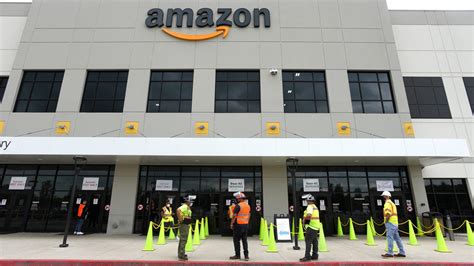 Amazon jobs hesperia. Things To Know About Amazon jobs hesperia. 