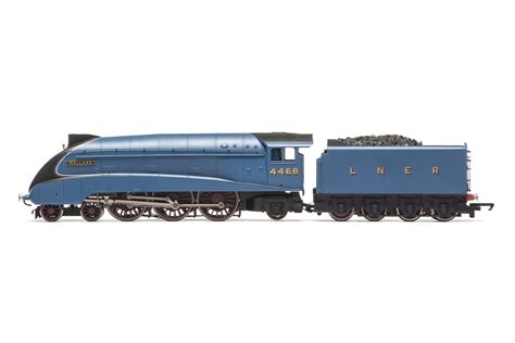 Amazon.co.uk: Hornby Mallard Train