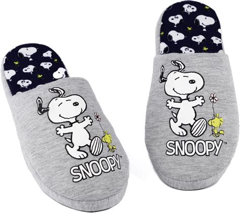 Amazon.com: Peanuts Slippers