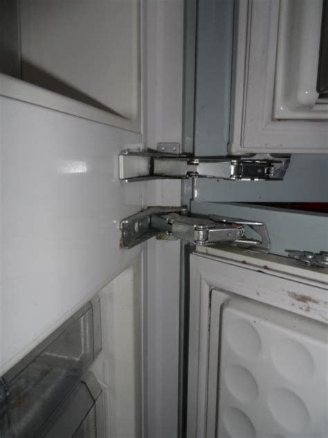 Amazon.com: freezer door hinge