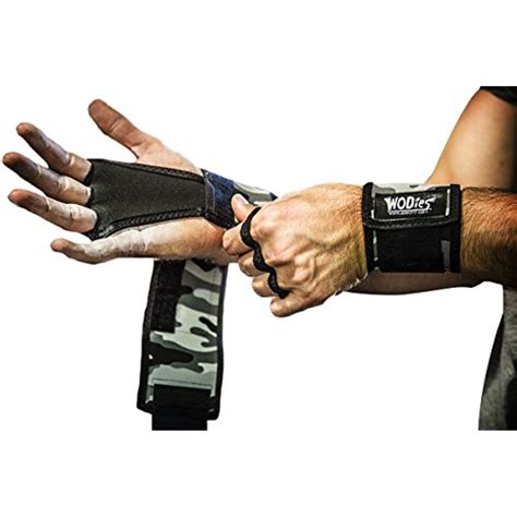 Amazon.com : JerkFit WODies Hand Grips with Wrist Wraps for ...