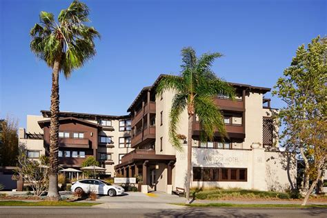 Ambrose hotel santa monica. The Ambrose Hotel, Santa Monica: 1,797 Hotel Reviews, 638 traveller photos, and great deals for The Ambrose Hotel, ranked #4 of 37 hotels in Santa Monica and rated 4 of 5 at Tripadvisor. 