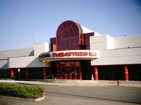 Looking for a great movie experience in Paramus? Check out the latest showtimes and book your tickets online at AMC Garden State Plaza 16. Enjoy the best features like reserved seating, IMAX with Laser, Dolby Cinema, and more. Don't miss the chance to see your favorite films on the big screen at AMC Garden State Plaza 16.. 