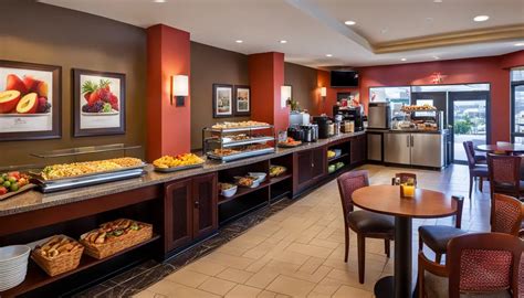 Amenities, Free Breakfast & Parking Coast Tsawwassen Inn