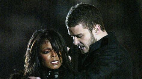 Janet Jackson Real Porn - American Legend Janet Jackson Apologized for an Act That Even MTV Didn t  Know About - 2023