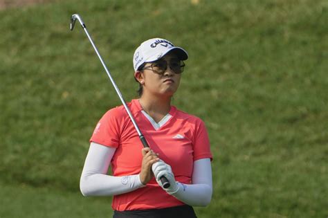American Rose Zhang shoots 7-under 65 to take the third-round lead at the LPGA Malaysia tournament
