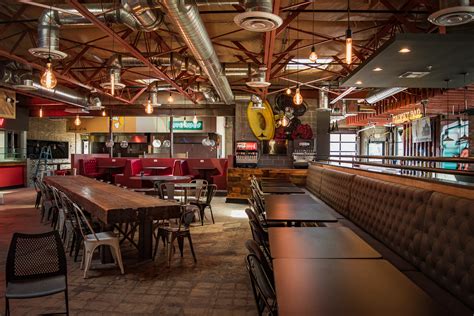 American eat company. American Eat Co. will officially open on April 3, nearly 18 months after Tucson developers The Common Group began transforming the former American Meat Co. into an indoor food court. Tenants, which … 