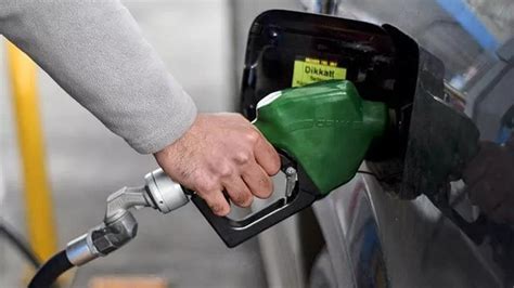 Amerika benzin fiyatı 2022