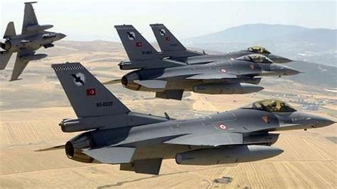 Amerika hava bombardımanı, çok uzun süren İran komplolarını takip ediyor.