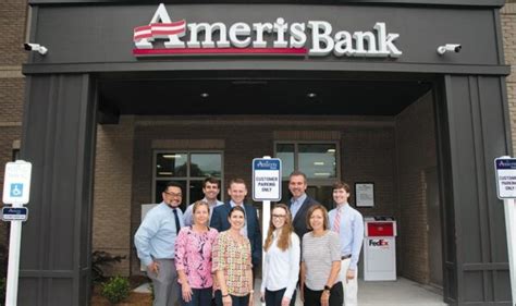 Ameris bank auto loan. Basic commercial loan with fixed interest rate. To purchase equipment or real estate or provide working capital for other projects. Flexible payment plans including annual, semi-annual or monthly. Local decision-making ensures every business applicant gets the attention deserved. Wide variety of financing alternatives for businesses of all sizes. 