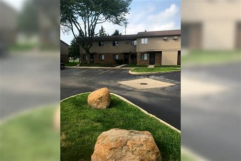 Amherst Village Apartments - 1520 Clough St Bowling Green, OH ...