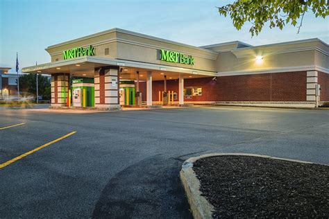 Amid People’s United acquisition, M&T Bank spent $580M on …