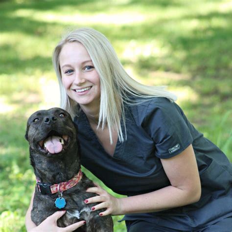 Amity R. - Registered Veterinary Technician - LinkedIn