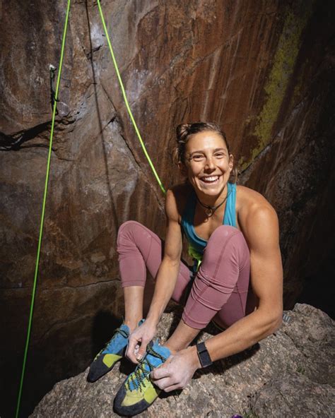 Amity warme. Oct 10, 2023 · Top American trad climber Amity Warme has been spending some time in Squaimsh over the past few months, where she’s repeated some of the most most difficult routes in town. Her most recent redpoint is of Stélmexw, a five-pitch 5.13+ on The Chief. 