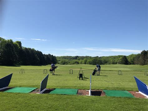 Amsterdam adding driving range to its golf course